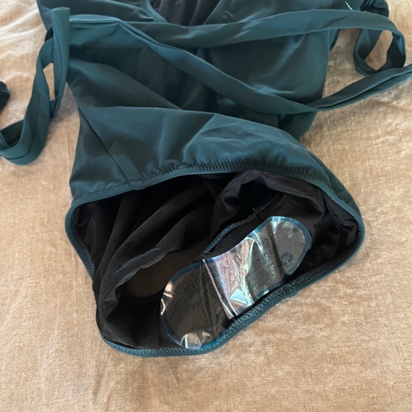 Profile by gottex NWT one piece swimsuit size 8 color teal - Picture 12 of 12